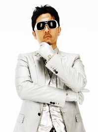 Taku Takahashi from m-flo